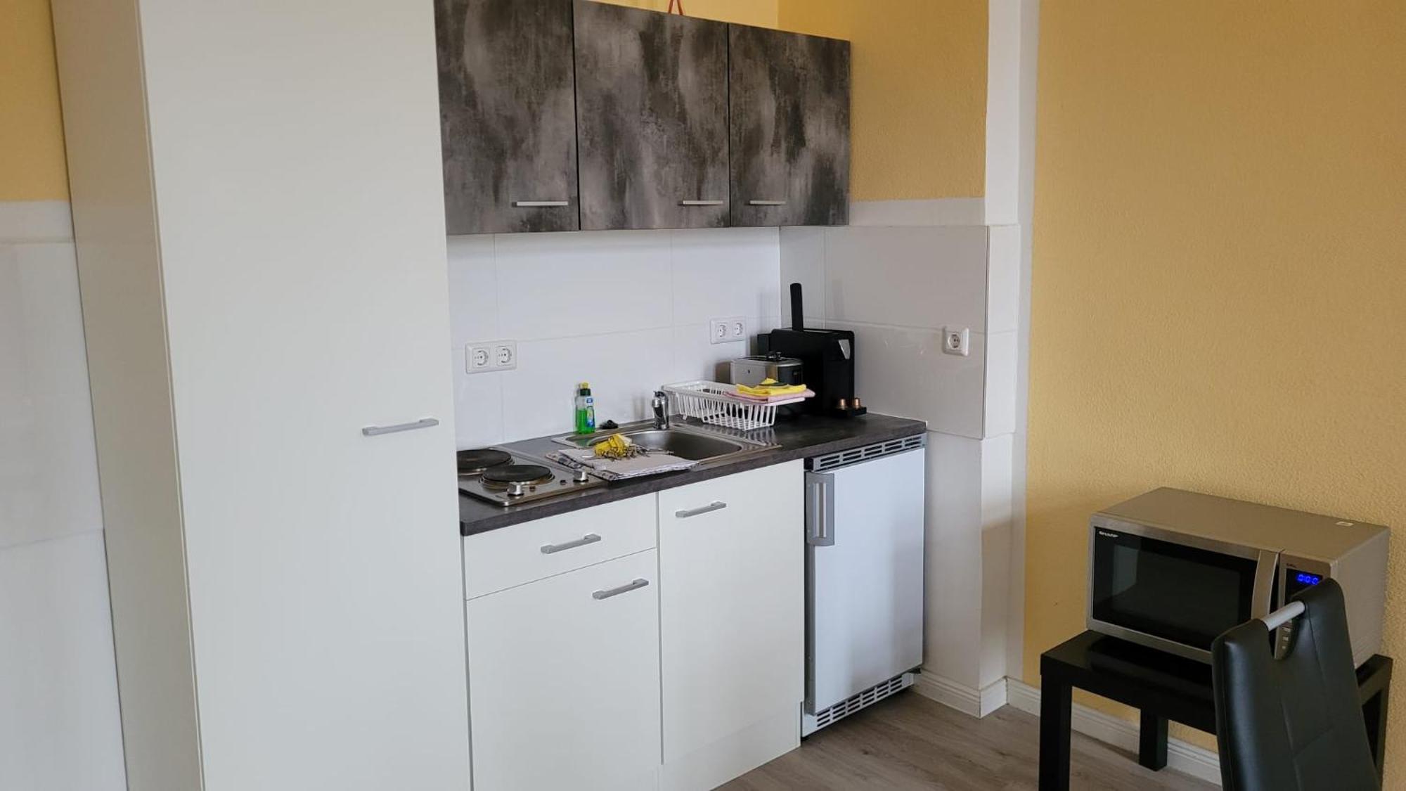 Fw 20 - Erdgeschosswohnung - Zentral - Bahnhofsnah Apartment *